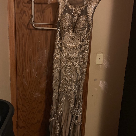 Tan size 8 - Picture 4 of 4